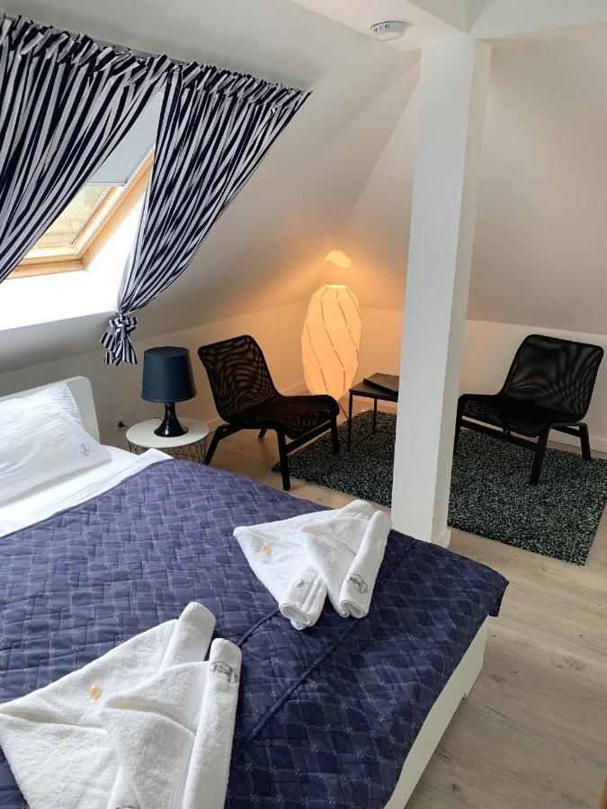 Bed and breakfast 4 Pory Roku & Uznam