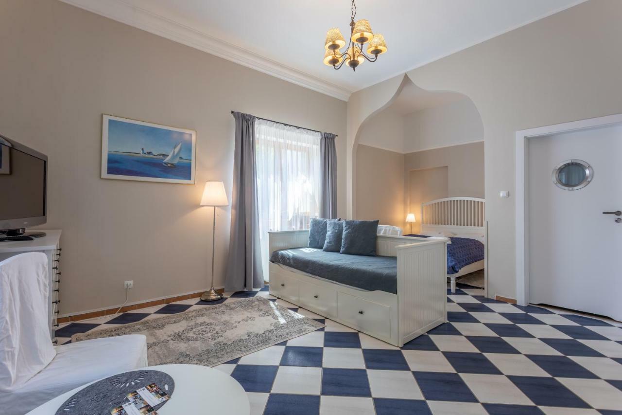 4 Pory Roku Bed & Breakfast